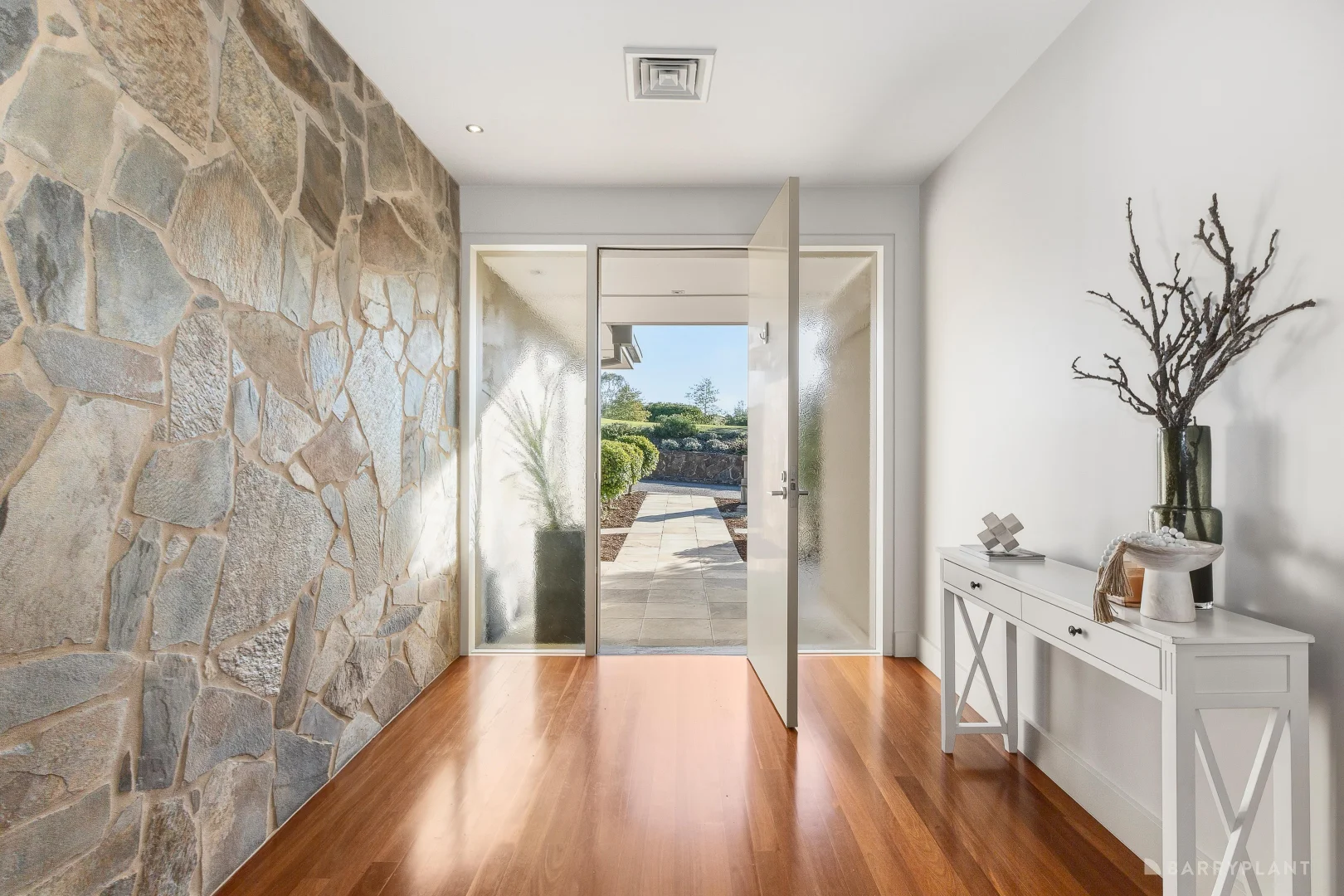 Additional image 3 of 8 Carnoustie Lane, Chirnside Park VIC 3116