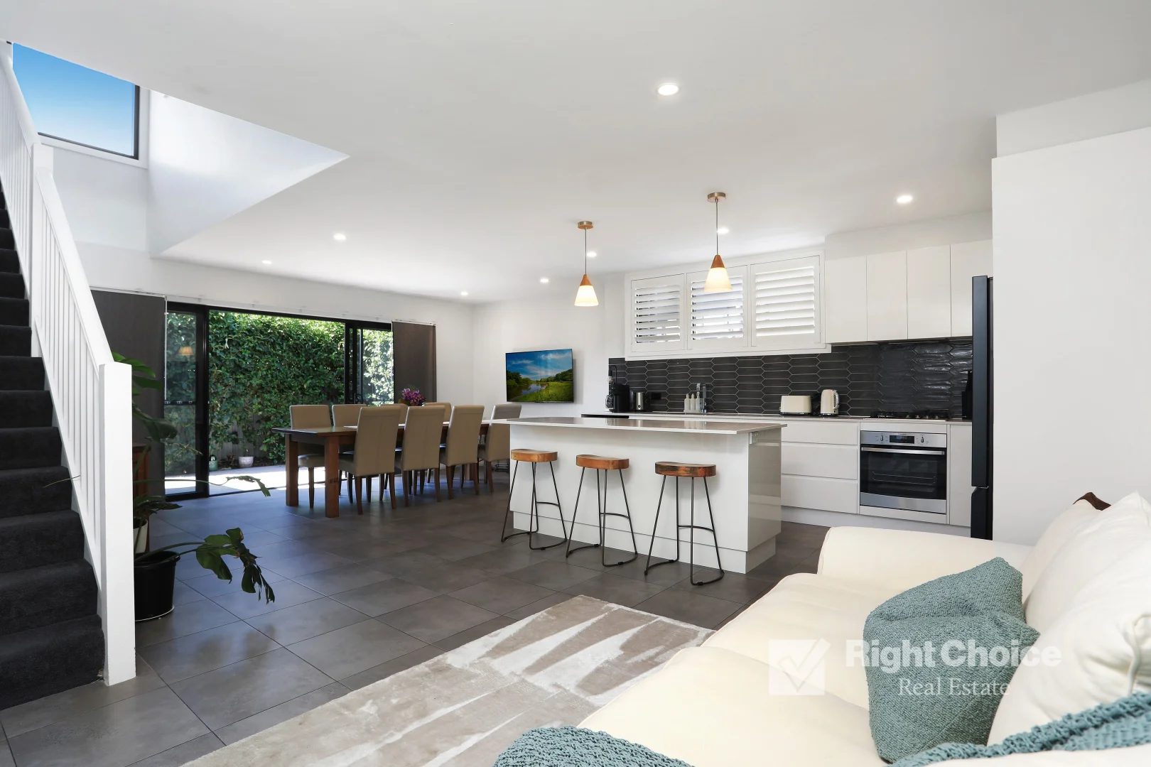 Additional image 3 of 103B Barton Street, Oak Flats NSW 2529