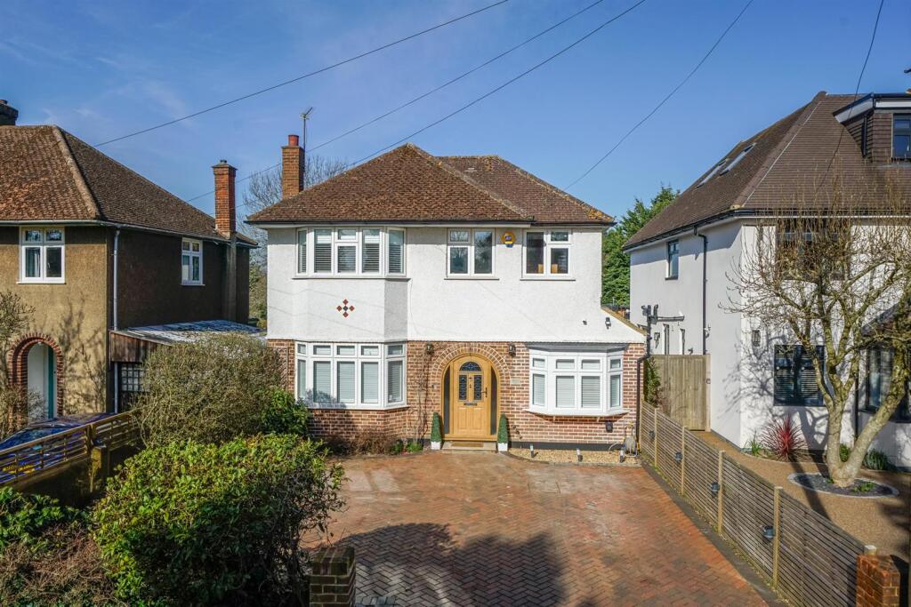 Ragged Hall Lane, St. Albans
