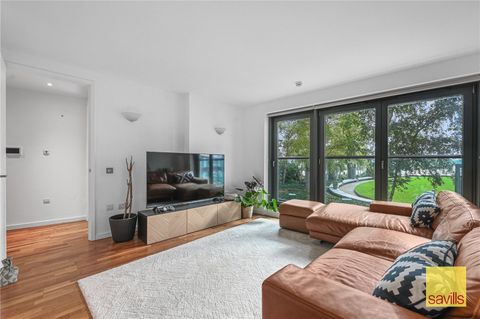 New Providence Wharf, 1 Fairmont Avenue, Canary Wharf, London E14