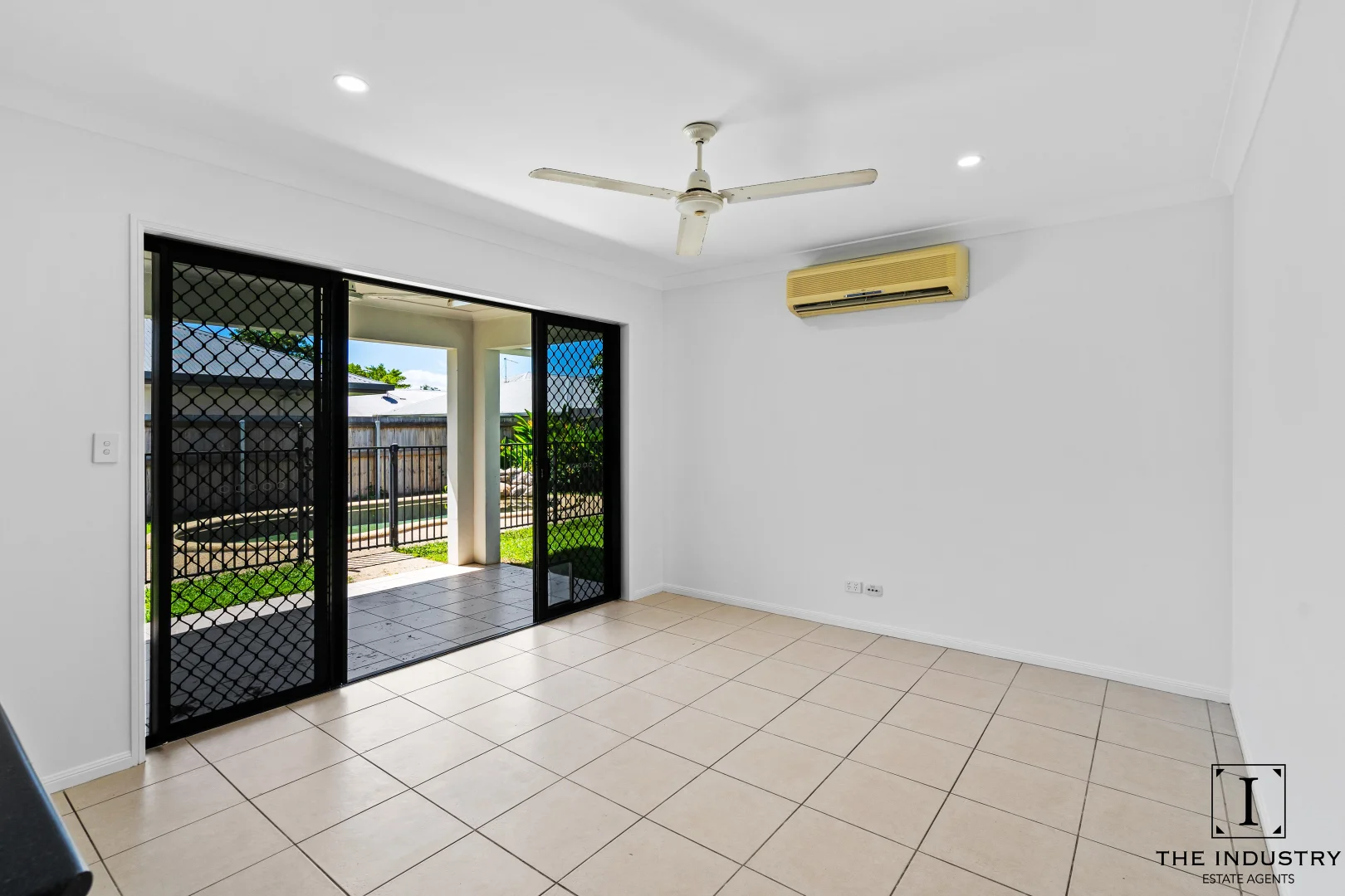 Additional image 7 of 12 Hopkins Street, White Rock QLD 4868