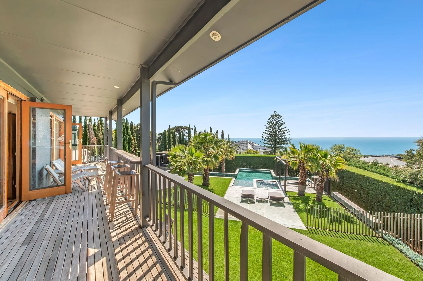 14 Watts Parade, Mount Eliza VIC 3930