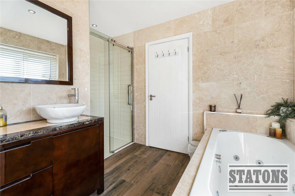 Additional image 20 of Upland Drive, Brookmans Park, Hatfield, Hertfordshire, AL9