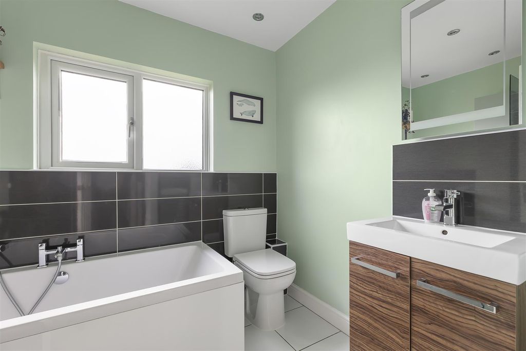 Additional image 28 of 4 bed detached house for saleGreenhow Park, Burley In Wharfedale, Ilkley LS29