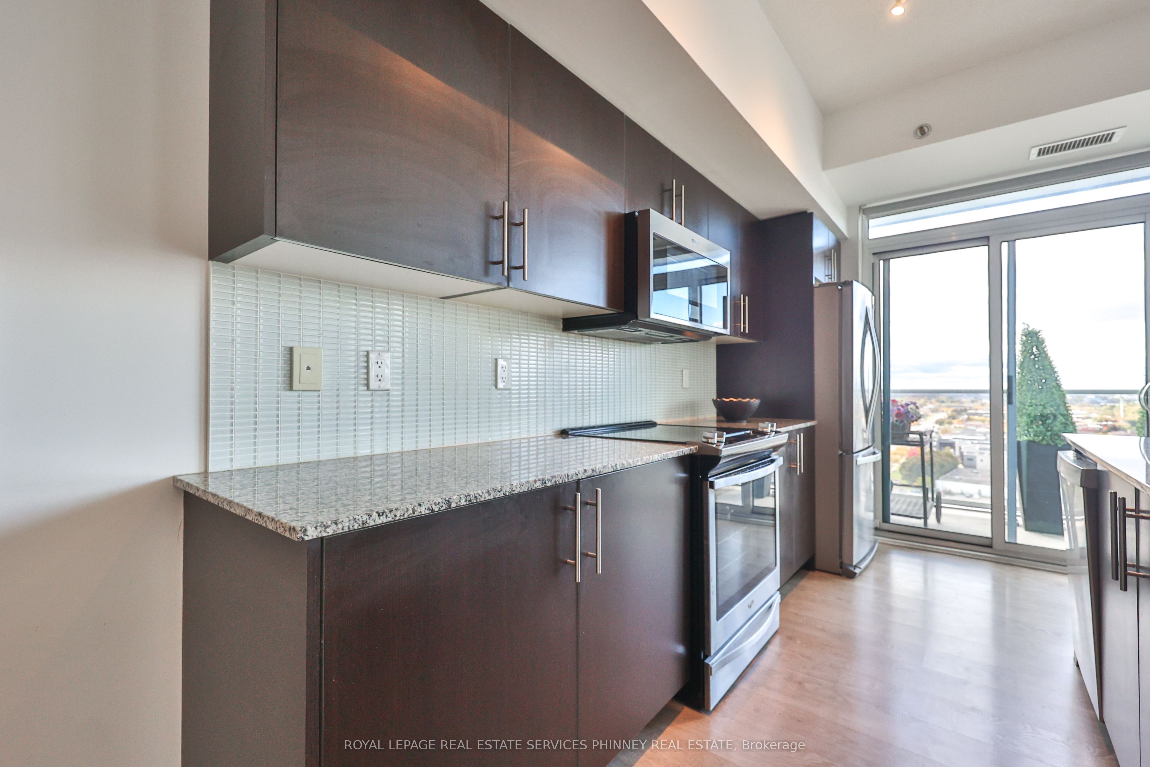 Additional image 5 of 1709-55 Speers Road, Oakville, ON, L6K 0H9