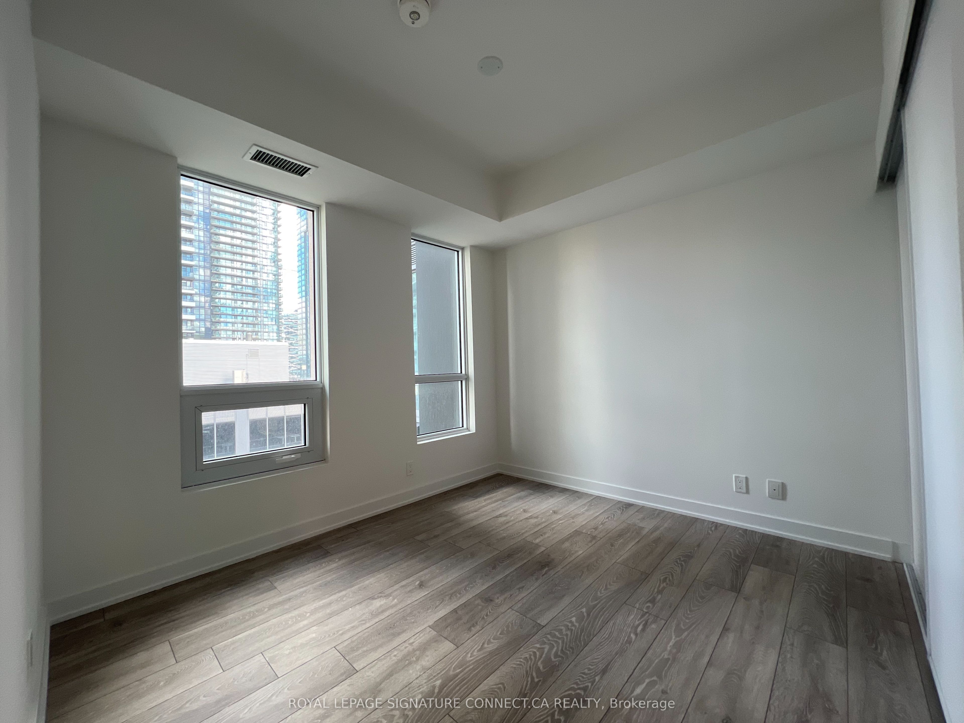 Additional image 4 of 1202-108 Peter Street, Toronto, ON, M5V 2G7