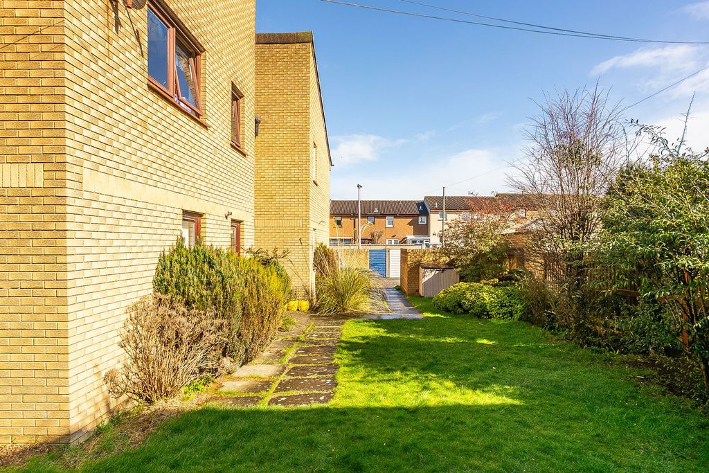 Additional image 15 of 1 bed flat for saleLaichpark Place, Edinburgh EH14