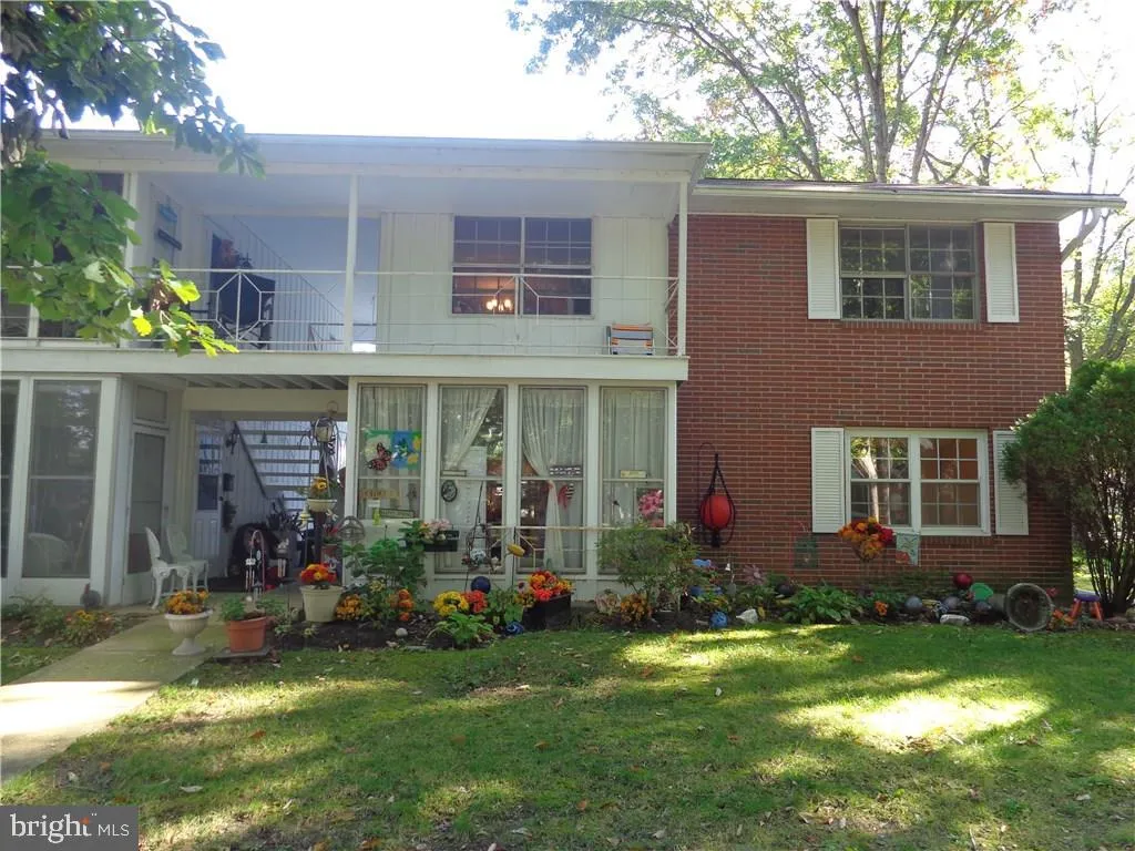 42F Cambridge Court Unit 100F, Lakewood, NJ 08701