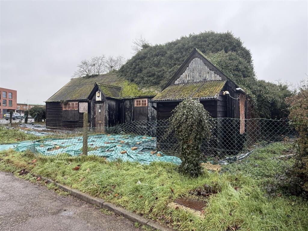 Additional image 3 of St. Albans Road East, Hatfield