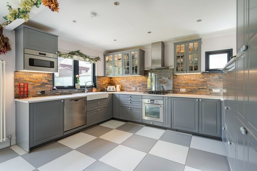 Additional image 3 of 4 bed detached house for saleCedar Road, Broughty Ferry, Dundee DD5