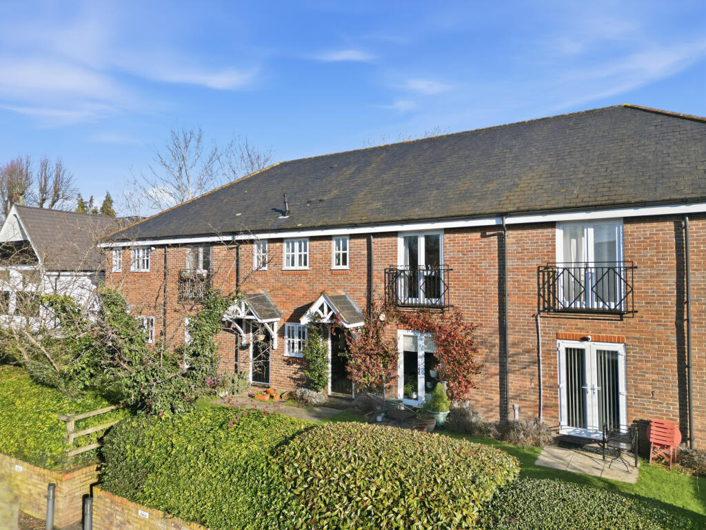 Minister Court, Frogmore, St. Albans