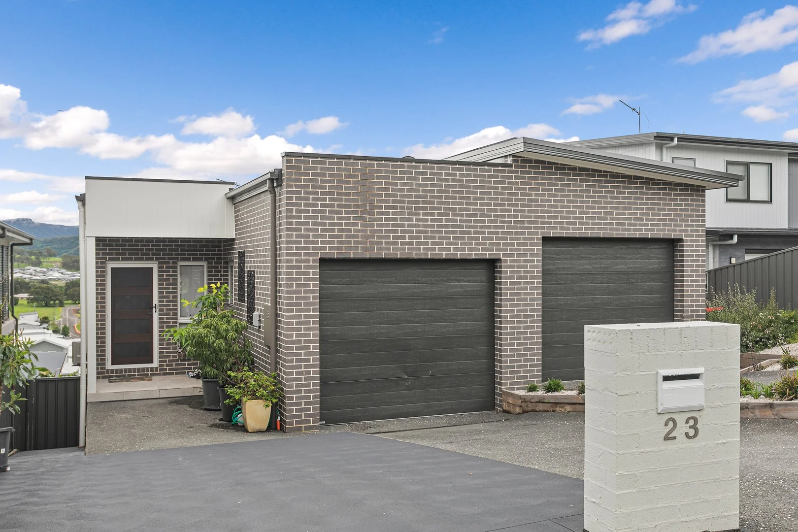23 Paul Circuit, Tullimbar NSW 2527