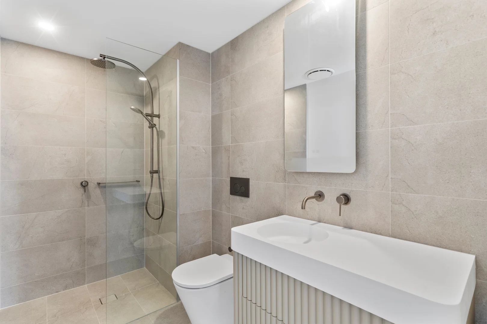 Additional image 14 of 2603/10 Sickle Avenue, Hope Island QLD 4212
