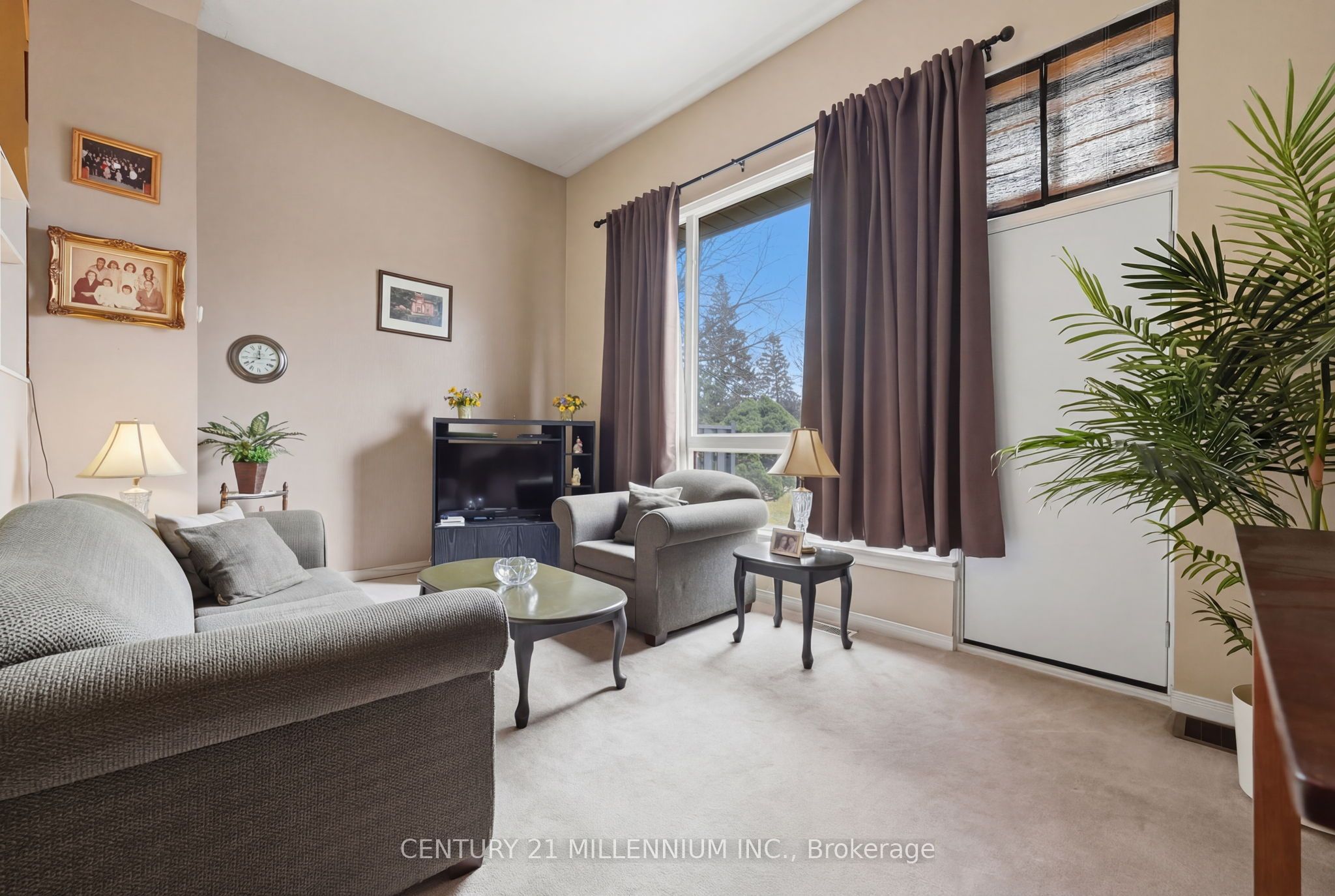 Additional image 3 of 107 Darras Court, Brampton, ON, L6T 1W7