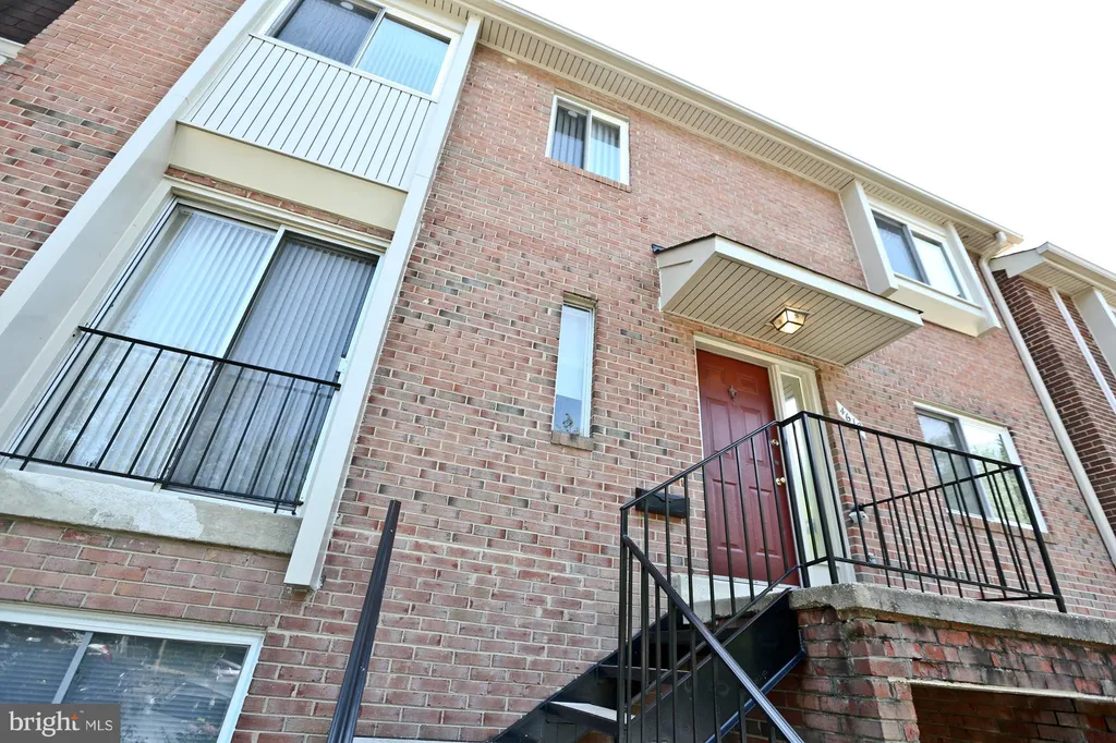 4619 Logsdon Drive Unit 48, Annandale, VA 22003