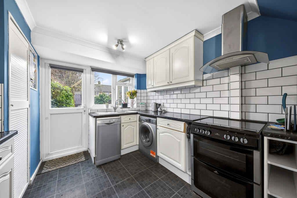 Additional image 10 of Green Acres, Welwyn Garden City, AL7