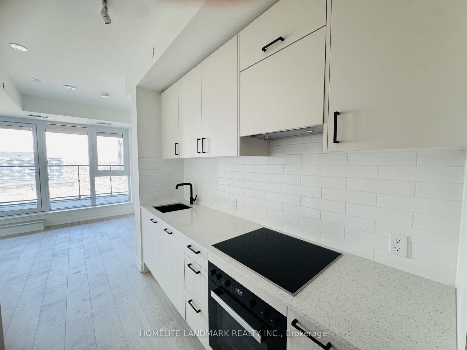Additional image 4 of 1108-5 Quarrington Lane, Toronto, ON, M3C 0S5
