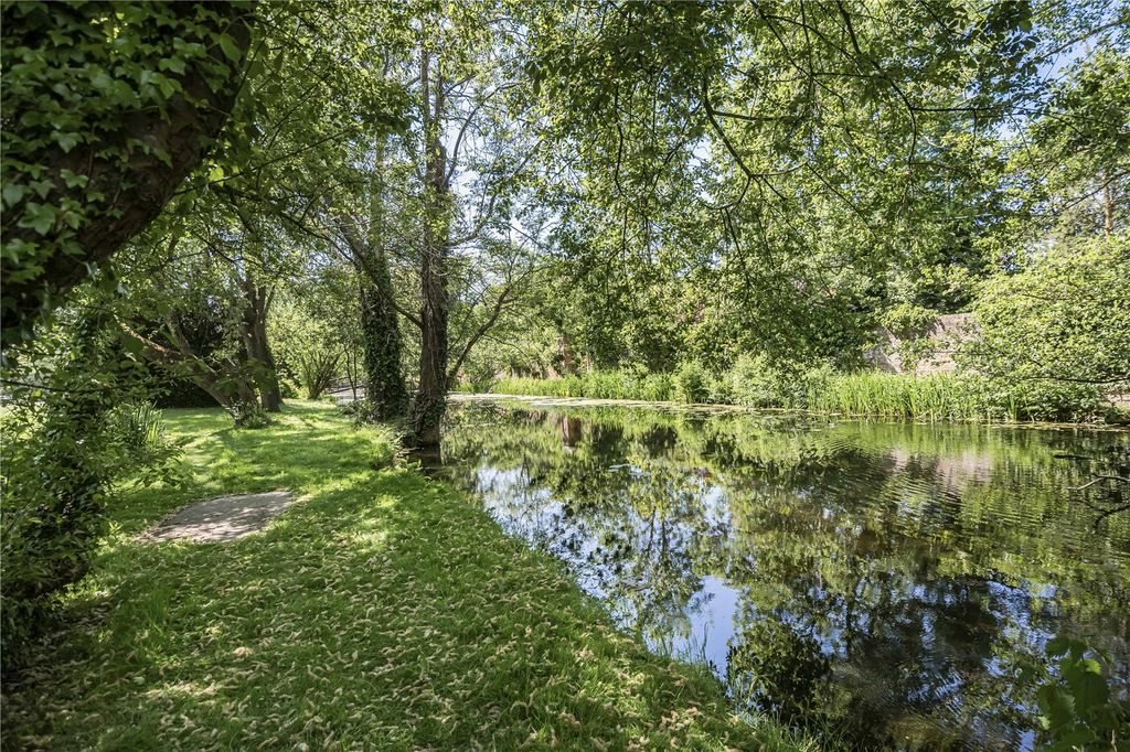 Additional image 41 of 6 bed detached house for saleHigh Street, Hurley, Berkshire SL6