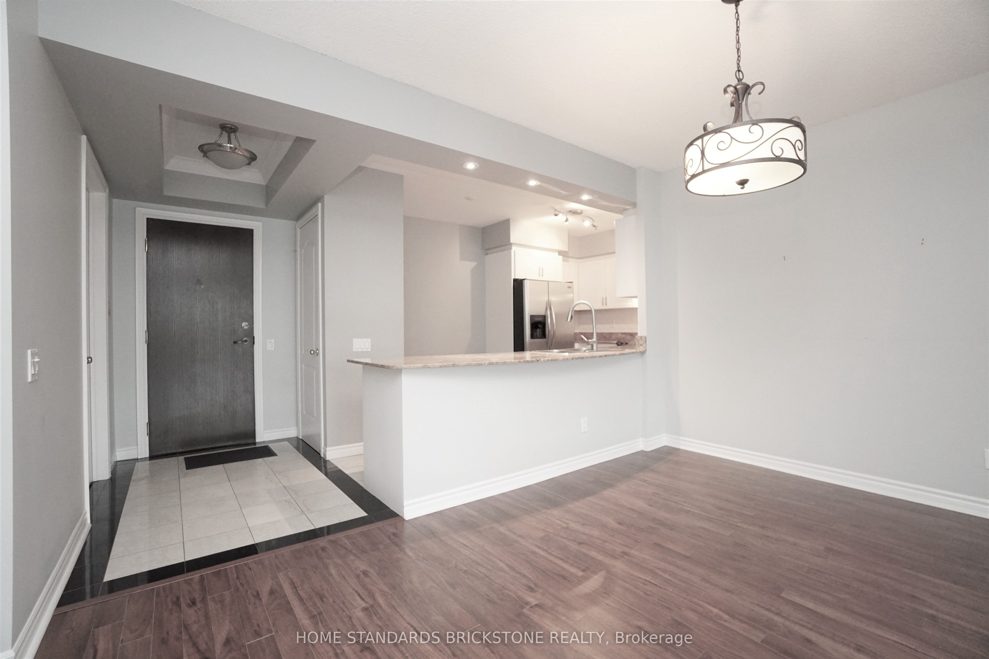 715-18 Willam Carson Crescent, Toronto, ON, M2P 2G6 photo 2
