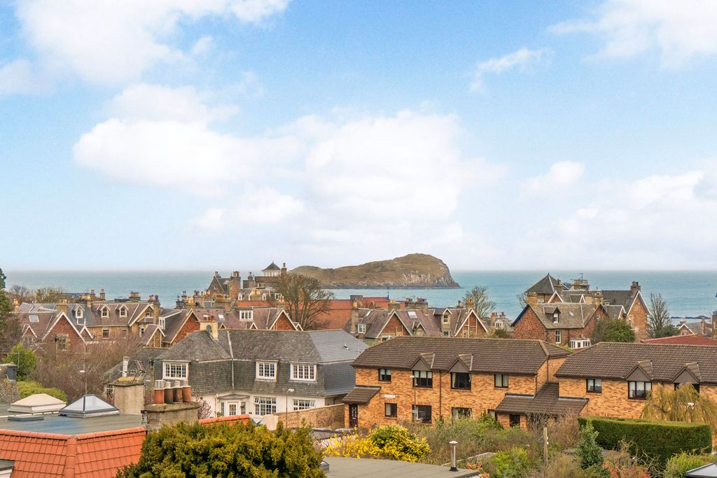 Additional image 13 of 3 bed flat for sale40 Ibris Place, North Berwick EH39