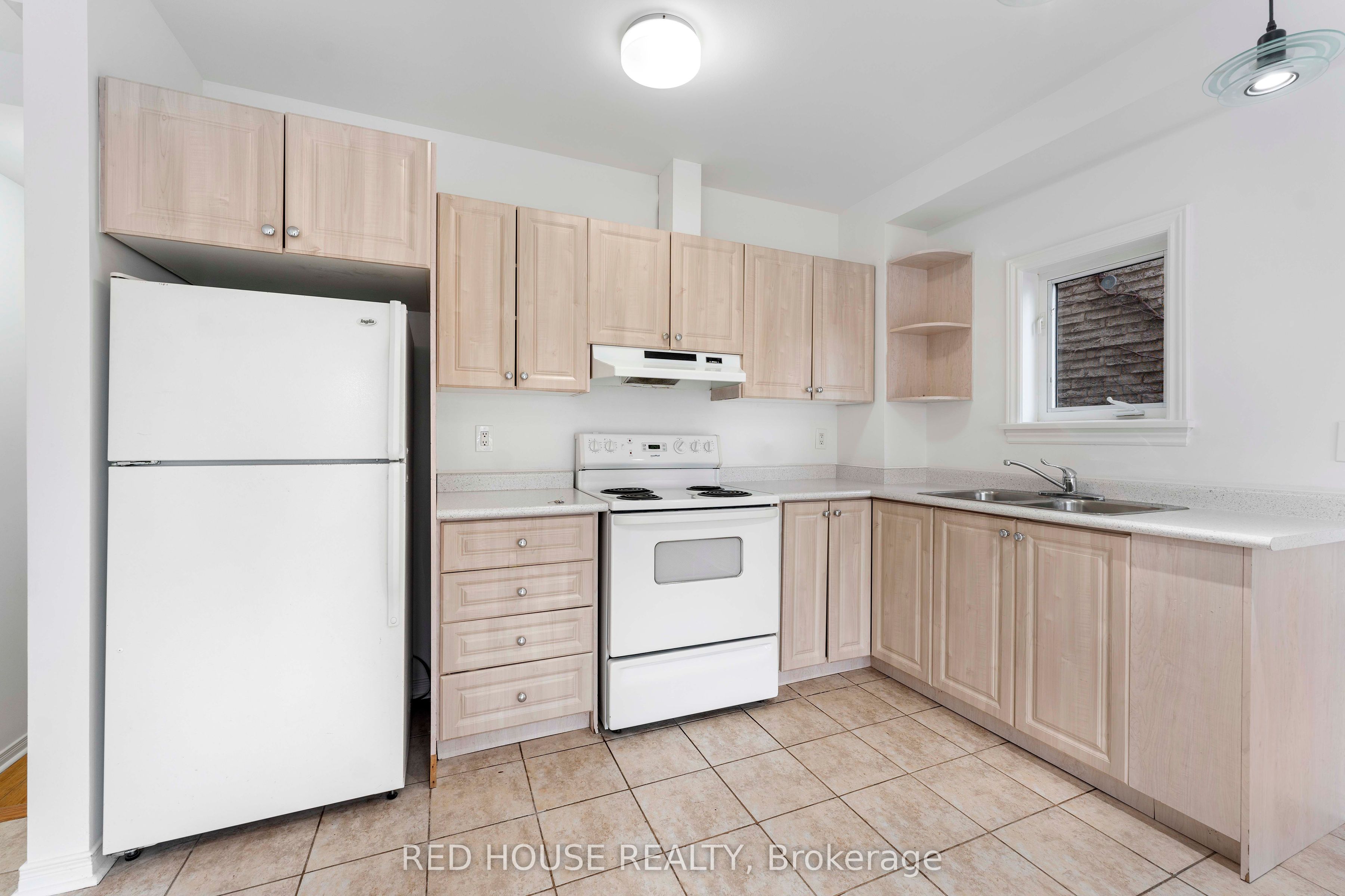 Additional image 4 of 1-67 Florence Crescent, Toronto, ON, M6N 4E8