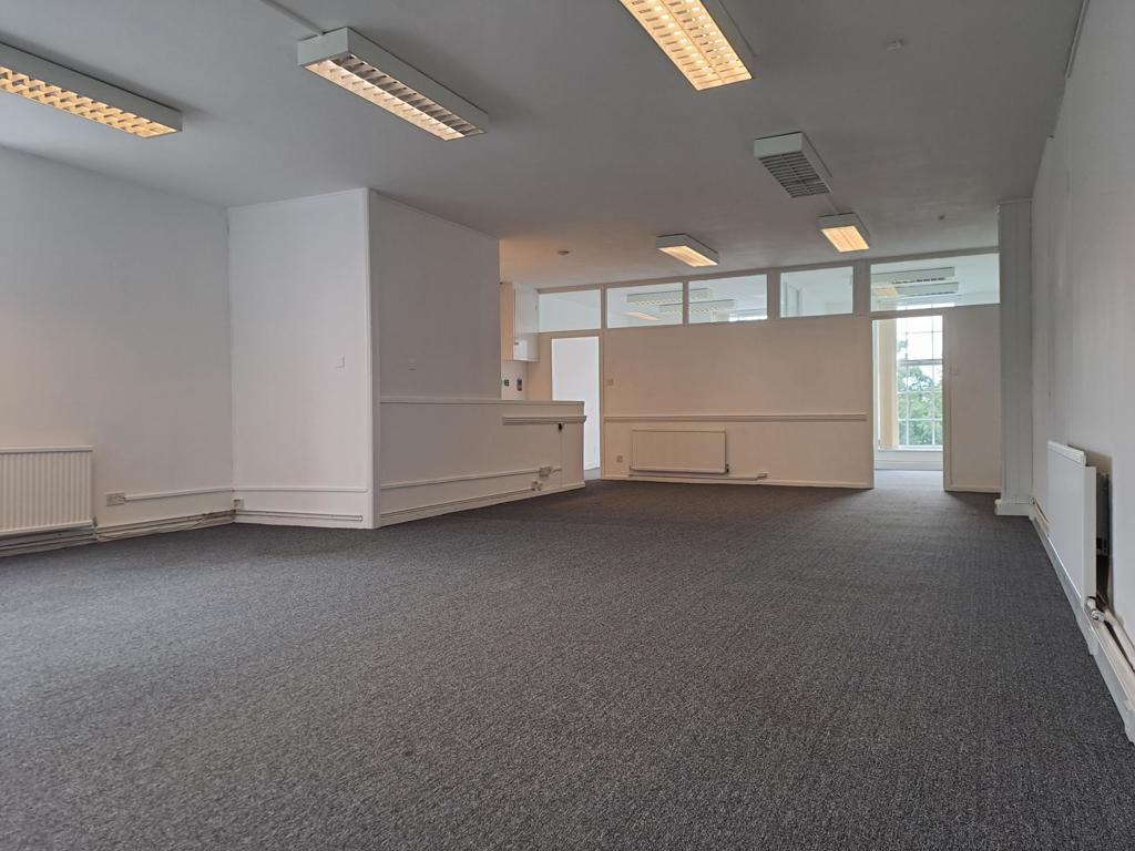 Additional image 5 of 8a Church Road, Welwyn Garden City, Hertfordshire, AL8 6PS