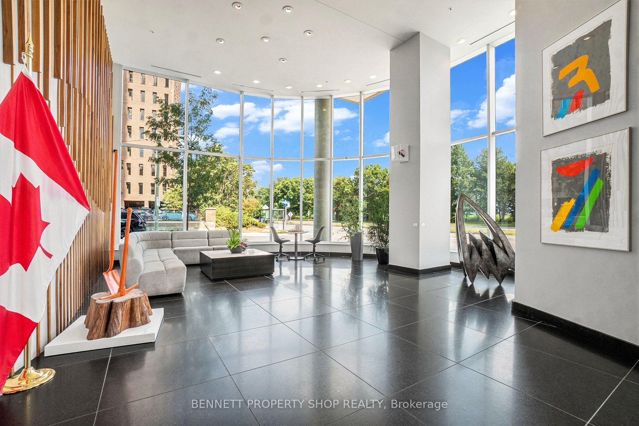 Additional image 4 of 504-805 Carling Avenue, Ottawa, ON, K1S 2E7
