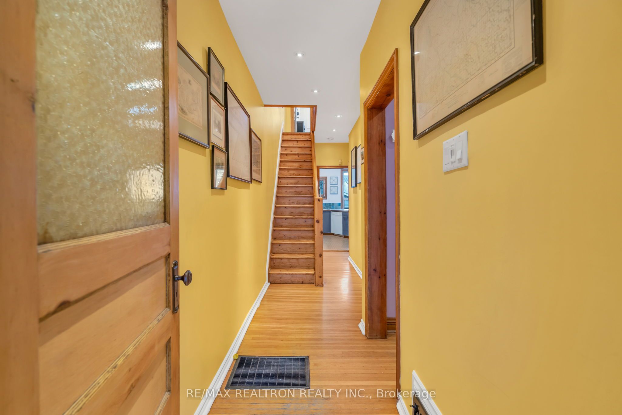 Additional image 2 of 17 Baltic Avenue, Toronto, ON, M4J 1S1