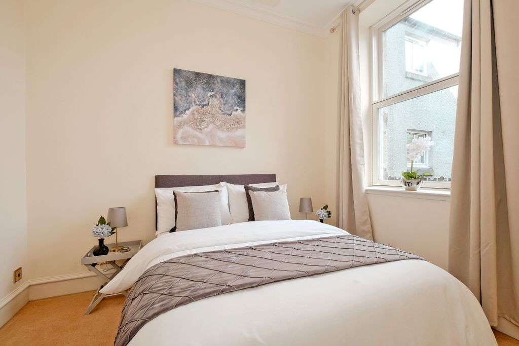 Additional image 11 of 2 bed flat for sale74H Queens Road, Aberdeen AB15