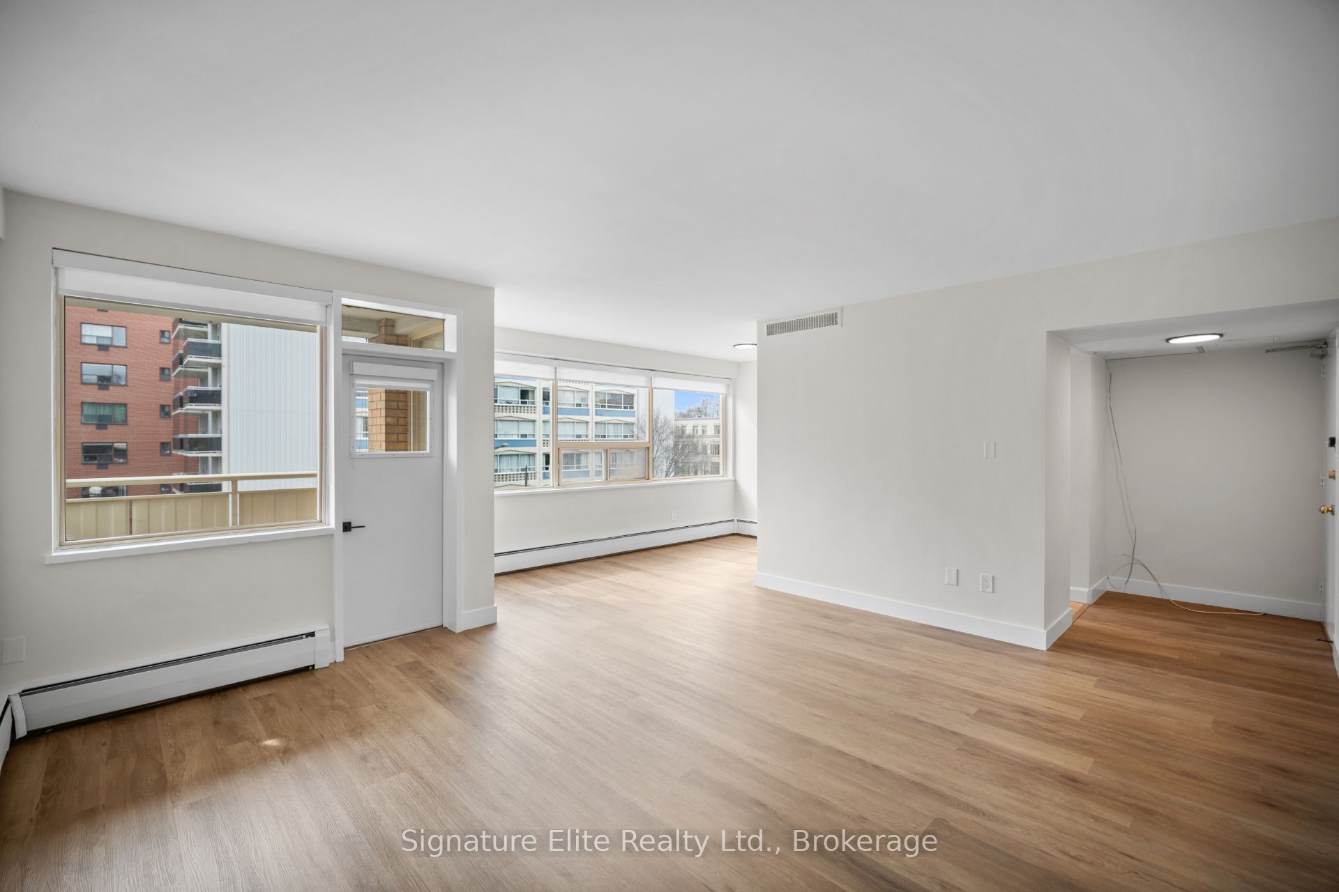 Additional image 5 of 303-250 St Clair Avenue W, Toronto, ON, M4V 1R6