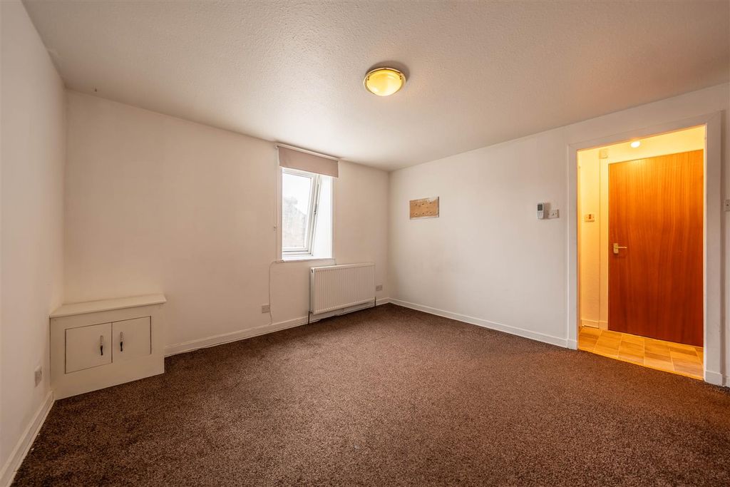 1 bed flat for saleCharterhouse Lane, Perth PH2 photo 2