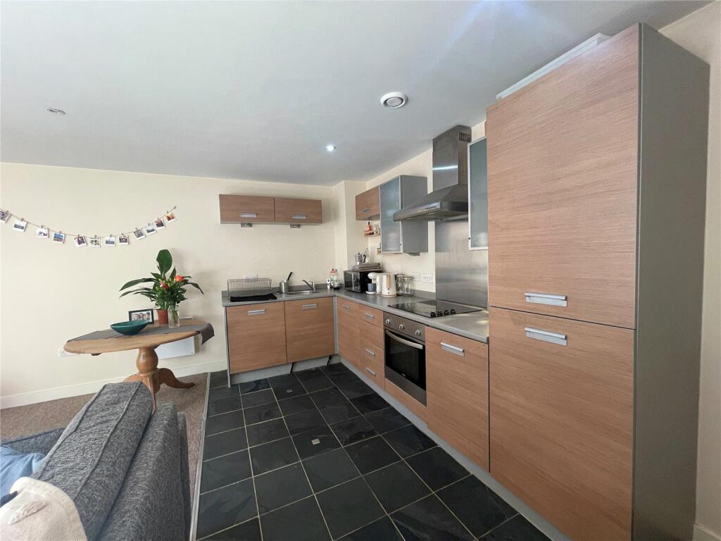 Hall Street, Birmingham, West Midlands, B18 photo 5