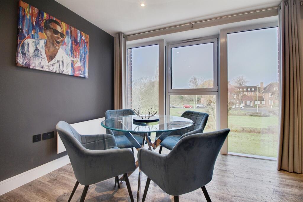 Additional image 8 of Parkway, Welwyn Garden City