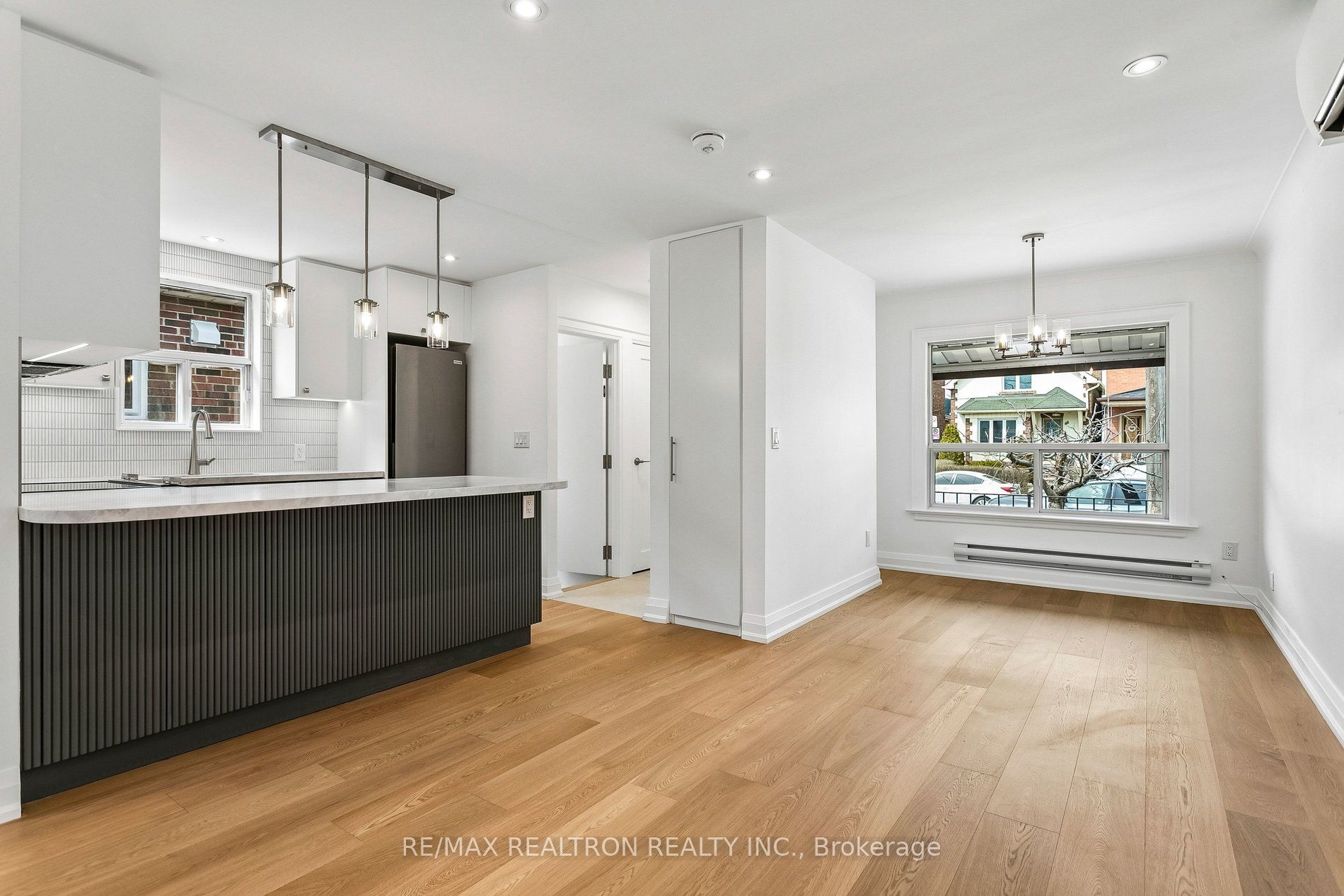 Additional image 5 of UPPER-73 Lanark Avenue, Toronto, ON, M6E 2G3