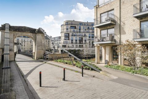 Victoria Bridge Road, Bath BA1