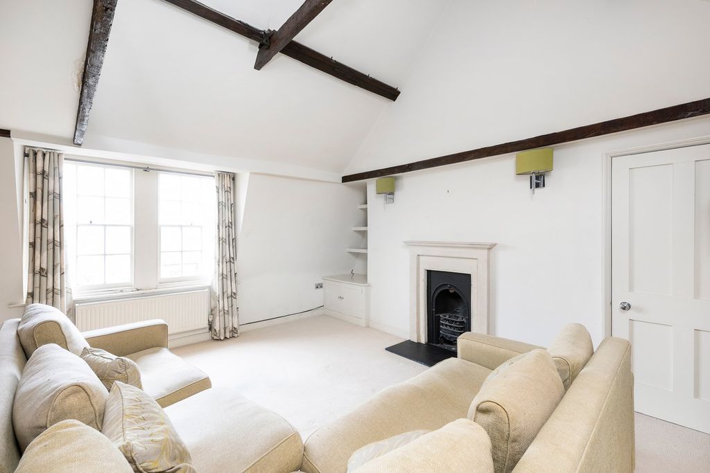 2 bed flat for saleRussell Street, Bath BA1 photo 4