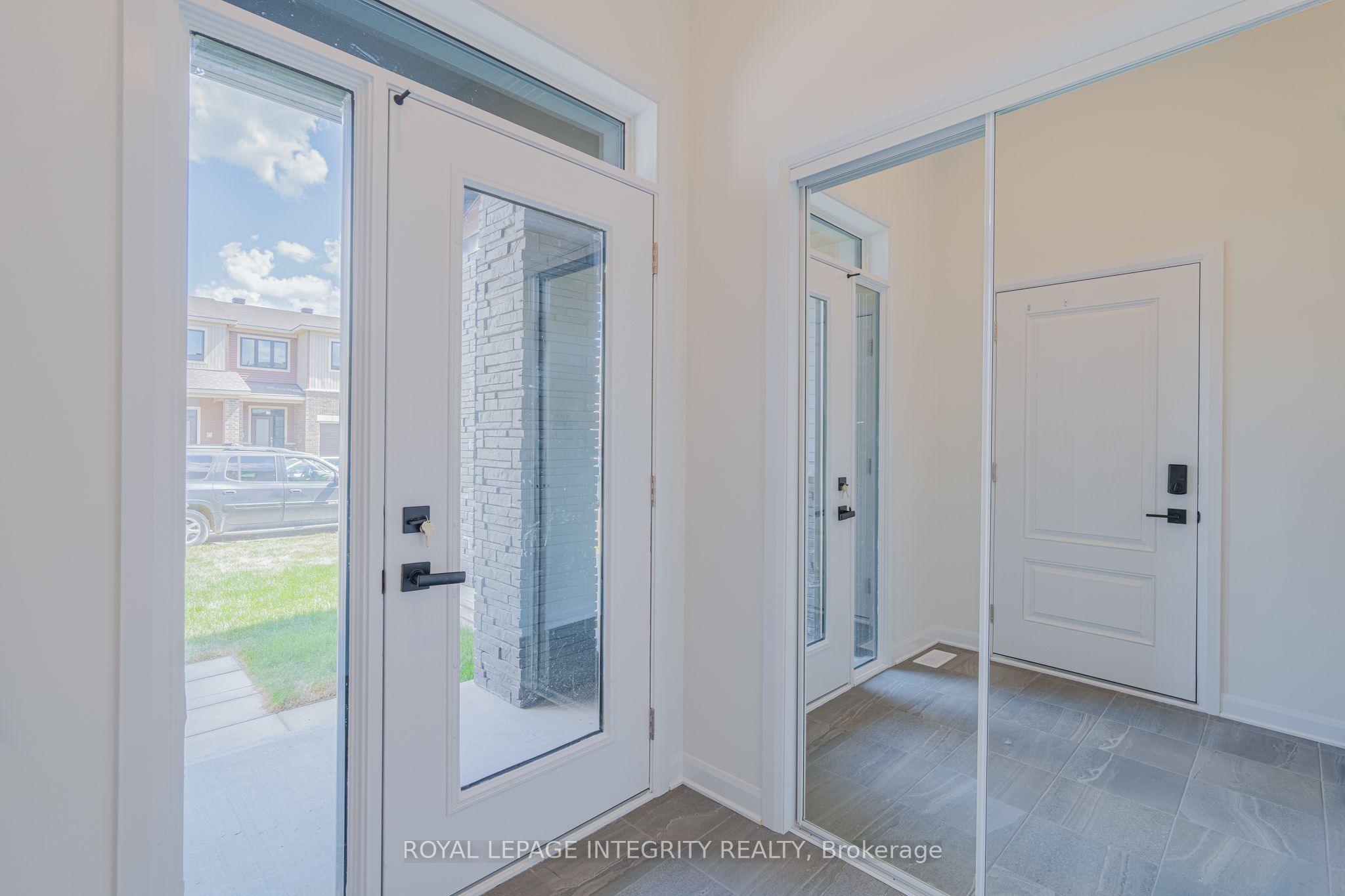 Additional image 3 of 90 Osler Street, Ottawa, ON, K2W 0K8