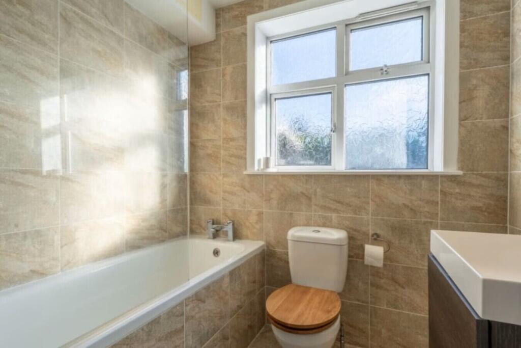 Additional image 10 of Great Western Road, Aberdeen, Aberdeenshire, AB10