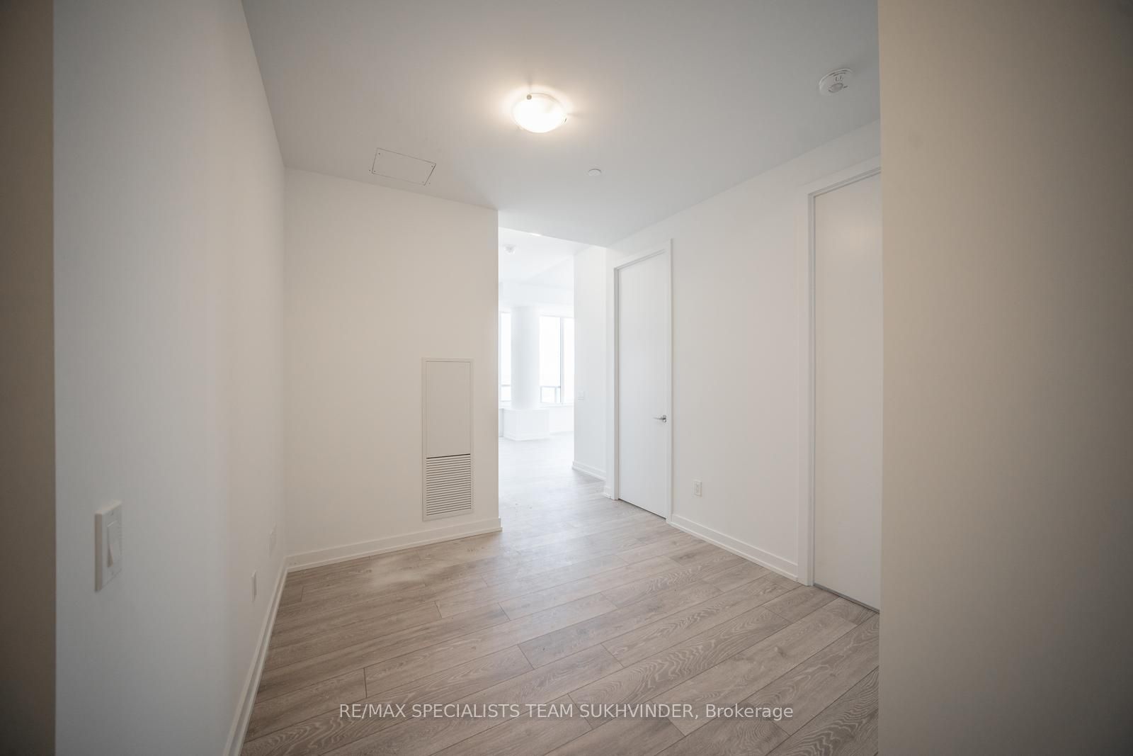2705-1455 Celebration Drive, Pickering, ON, L1W 0C3 photo 5