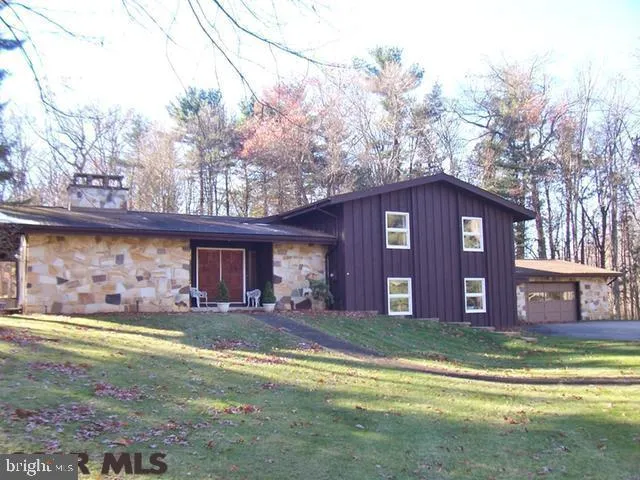 Additional image 2 of 17 N Barkway Lane, State College, PA 16803