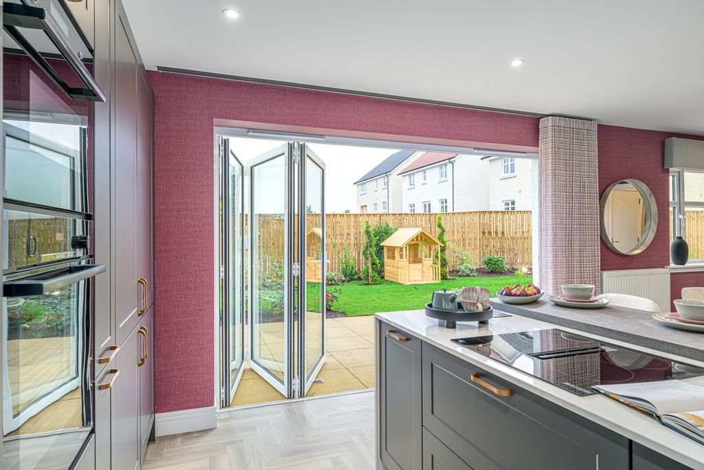 Additional image 3 of 5 bed detached house for sale"Darroch" at Springfield Road, Barrhead G78