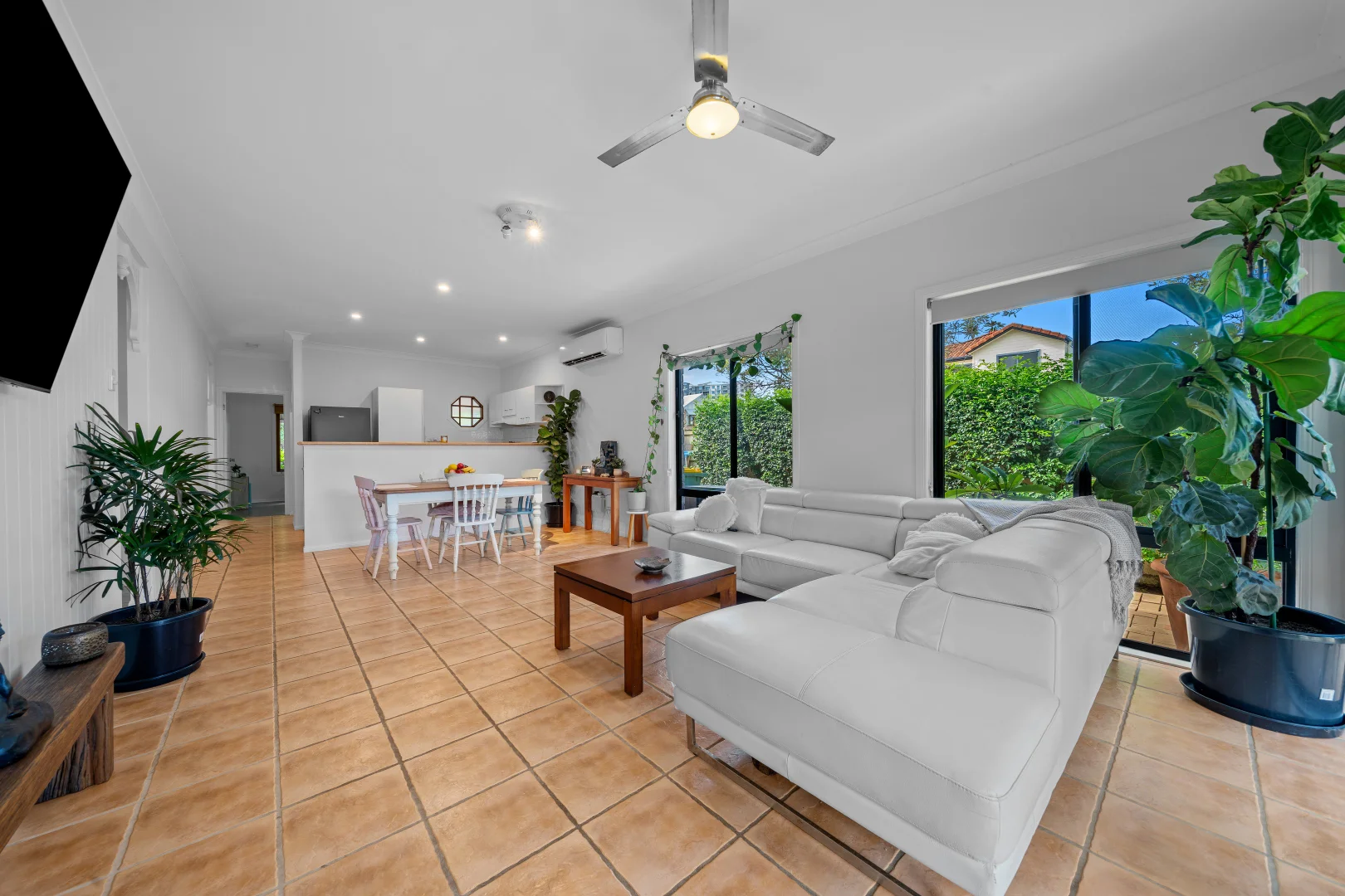 Additional image 2 of 14 Shorehaven Place, Varsity Lakes QLD 4227