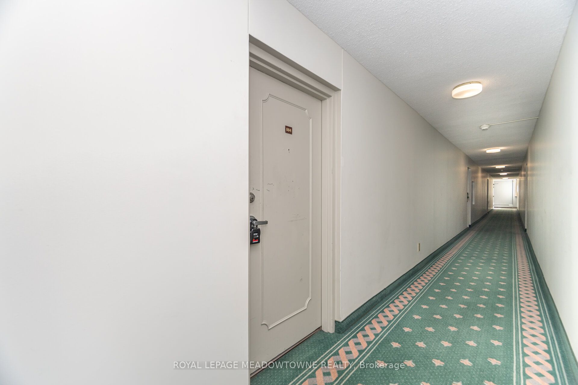 Additional image 3 of 804-225 Harvard Place, Waterloo, ON, N2J 4H4