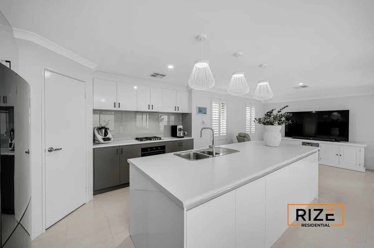 Additional image 14 of 18A Ripplevale Circle, Carramar WA 6031