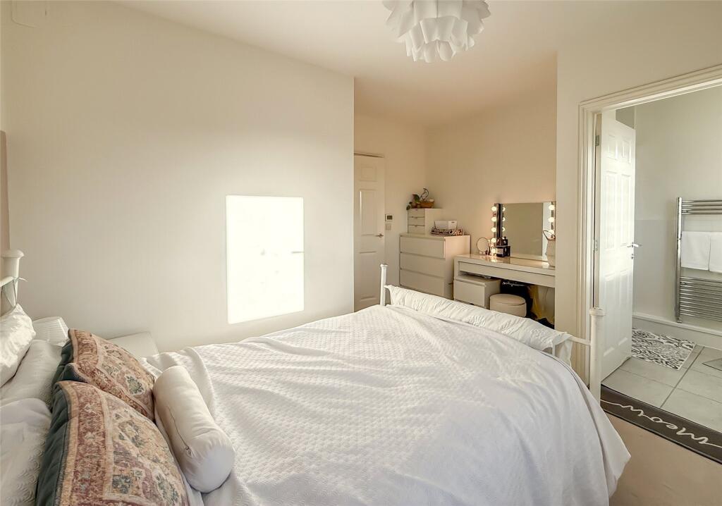 Additional image 18 of Sun Lane, Harpenden, Hertfordshire, AL5