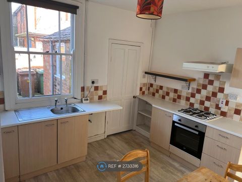 Falcon Grove, Nottingham NG7