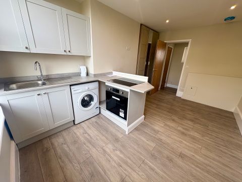 Belmont Road, Southampton SO17, Studio to rent