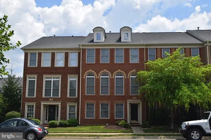 Additional image 2 of 25817 Turlough Terrace, Chantilly, VA 20152