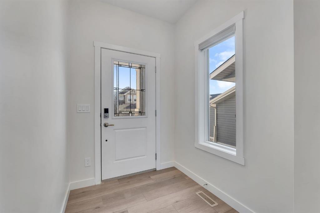 Additional image 4 of 1489 Bayview Point SW, Airdrie, AB, T4B 5K1