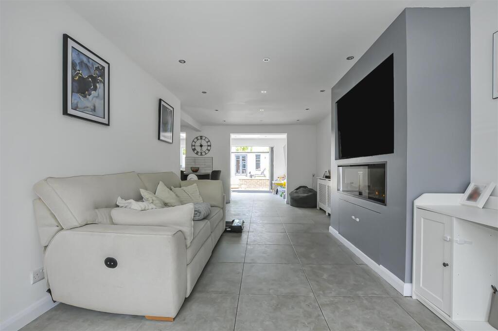 Additional image 2 of Claremont, Bricket Wood, St. Albans